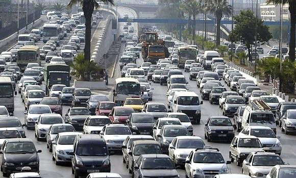 Examen de deux projets de décongestion du trafic routier a Alger