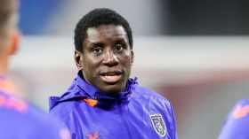 نجم السنيغال وتشيلسي سابقا يُنصف “الخضر”