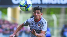 مدرب نيس يتّخذ هذا القرار بِشأن عطال