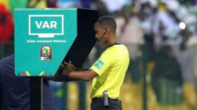 بِالفيديو: حكم آخر يُثير الجدل ويُلغي هدفا لِغينيا بيساو