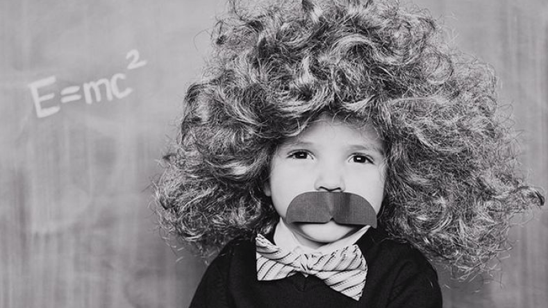 يعانون من نفس مشكلة أينشتاين وإديسون.. هؤلاء التلاميذ مرفضون في أقسامهم!