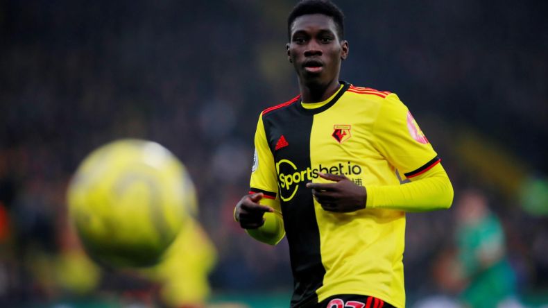 الإتحاد السنغالي يقصف نادي واتفورد بسبب اللاعب اسماعيلا سار