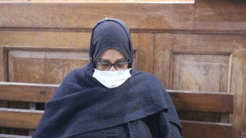 بالفيديو.. قتل شقيقته حرقا بسبب الميراث وأمّه أنقذته من الإعدام!