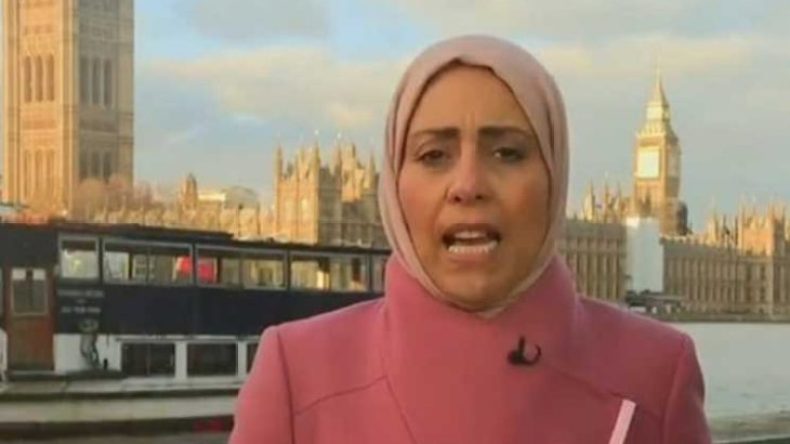 شاهد.. هكذا كانت ردود الفعل من أول ظهور لمراسلة الجزيرة في لندن بالحجاب