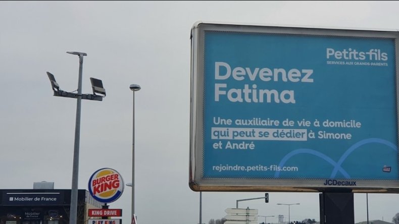 “كوني فاطمة”.. إعلان فرنسي يثير الجدل حول تكريس الفكر الاستعماري