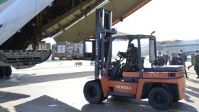 الجزائر ترسل دفعة ثالثة من المساعدات لمالي