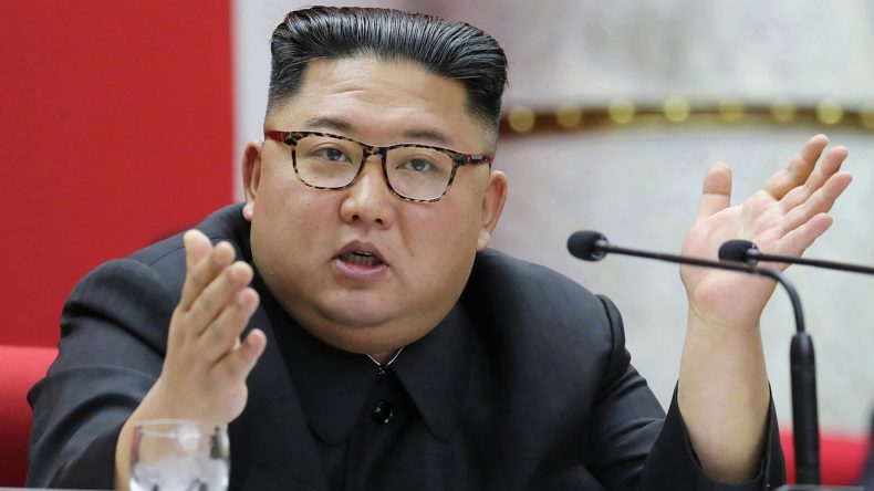 كيم جونغ أون يجمع عينات خطوط آلاف الكوريين بسبب كتابات مسيئة ضده!