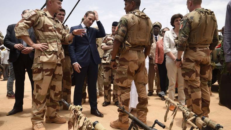 وثيقة حول قرار مالي قطع علاقاتها مع فرنسا تثير جدلا