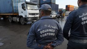  إطارات من الجمارك في قلب الفضيحة