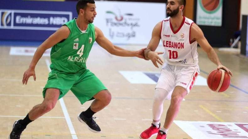 السلة الجزائرية تنهزم أمام لبنان في البطولة العربية