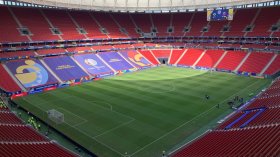 شاهد أفضل 10 ملاعب كرة قدم في العالم