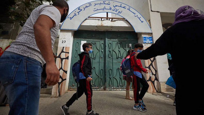 الأطفال والتلاميذ يعيدون نبض الشارع