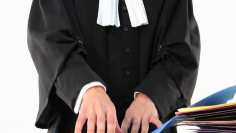 أصحاب المهن الحرة لإبطال النظام الضريبي الجديد