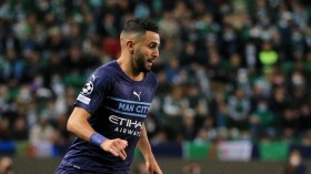 محرز يُعبّئ بيانات استمارة “شبه تأهّل” لِمانشستر سيتي