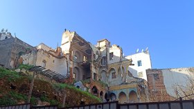 القصبة.. عمليات ترميم عشوائية وأخطاء بالجملة وانهيارات لمنازل تاريخية