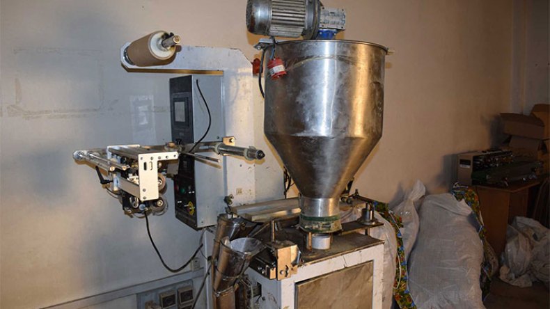 حجز عتاد لإنتاج “الشمة” المقلدة بقيمة 18 مليارا بسطيف