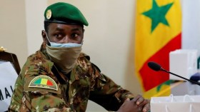 السفير الفرنسي يطرد من مالي