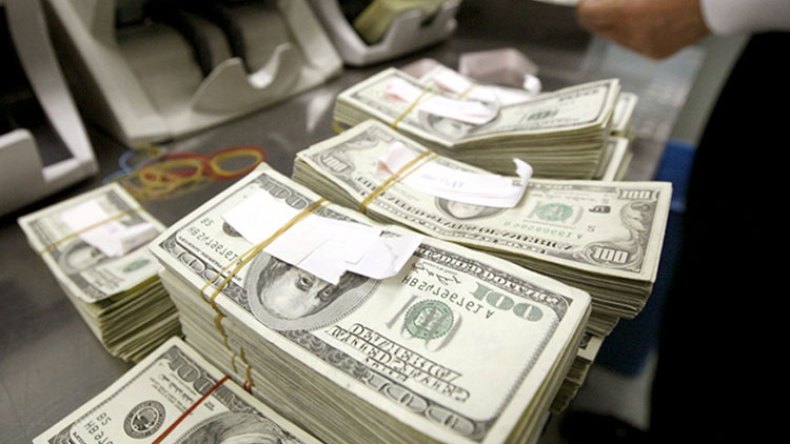 تـحويلات في حـسابات “الدوفيز” عبر رسائل “سويفت”