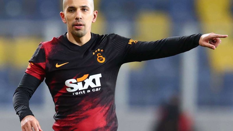 Turkish Media Attack Feghouli Over Decision to Leave Galatasaray