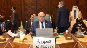 الجزائر مع بناء الدولة الفلسطينية المستقلة عاصمتها القدس الشرقية