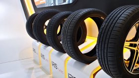 عجلات “إيريس” للسيارات الكهربائية تكتسح السوق البريطانية