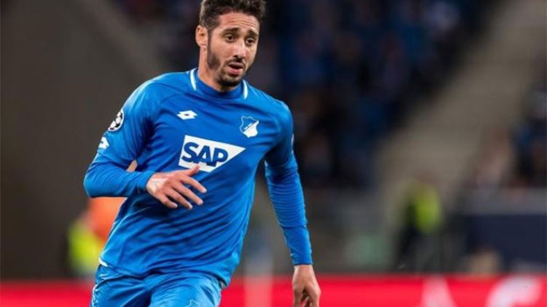 بلفوضيل في أحسن رواق للعودة إلى “الخضر” في موقعتي الكاميرون