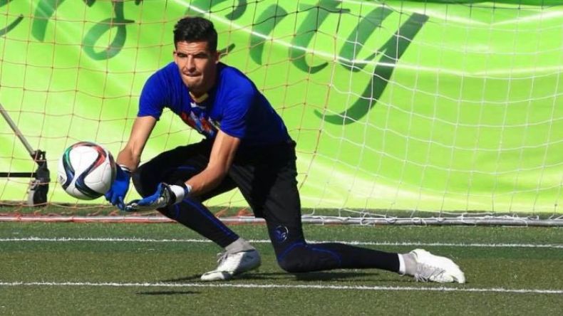 غايا مرباح يتألق وينال الإشادة من جماهير الرجاء المغربي