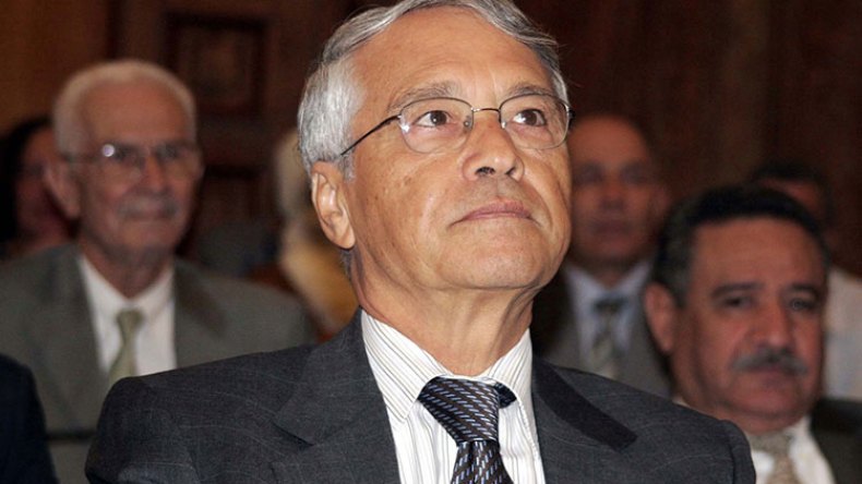 20 سنة سجنا وأمر دولي بالقبض على شكيب خليل