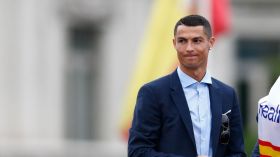 حينما يُطارد “رعاة البقر” رونالدو ويفلت من قبضتهم!