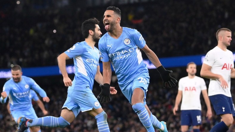 الإنجليز يحددون أسباب تراجع مستويات محرز مع السيتي