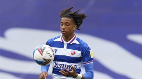 النيجيريون يؤكدون خطف اللاعب مايكل أوليز من الجزائر