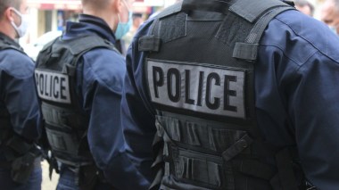 Fusillade a Paris: Des policiers tuent un homme armé d’un couteau