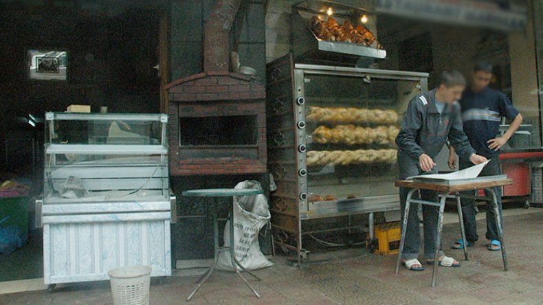 إجراءات صارمة بمحلات ومطاعم العاصمة بمناسبة القمة العربية