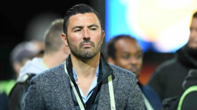 عنتر يحي يستهجن قرار “الفيفا” بِمعاقبة الكرة الروسية