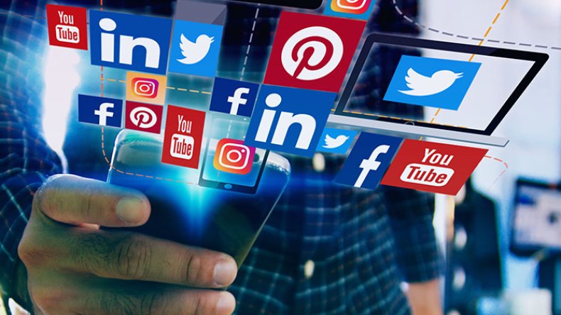 “السوشل ميديا”.. ثروة رقمية مهدورة!