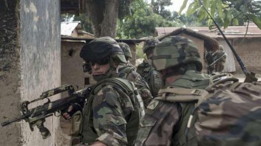 Tentative d’assassinat du président centrafricain: 4 militaires français arrêtés