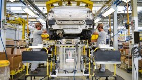 زغدار: الشروع في استيراد مصانع عالمية قريبا