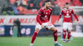 بِالفيديو: بلايلي يخرج تحت تصفيقات حارّة