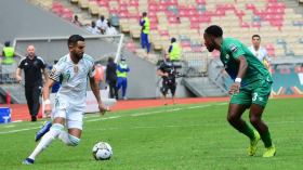 محرز يتحدّث عن مواجهتَي الكاميرون