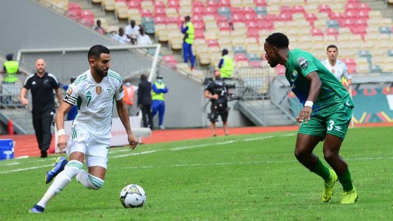 محرز يتحدّث عن مواجهتَي الكاميرون