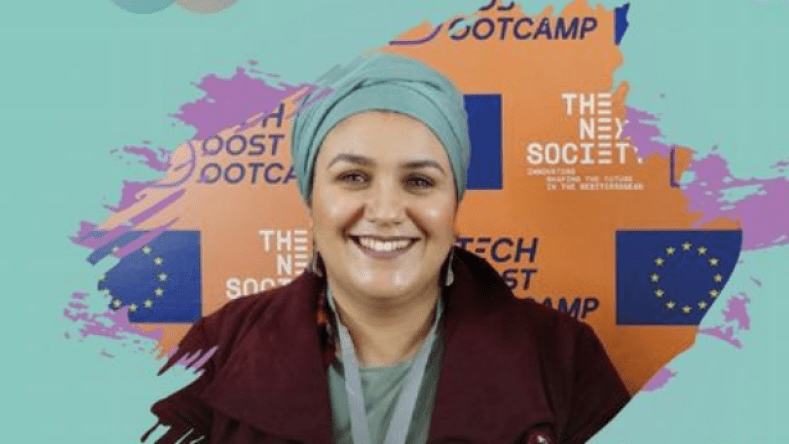 الاتحاد الأوروبي يشيد بباحثة جزائرية حولت الميكروبات إلى عنصر مفيد