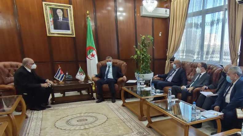 اتفاقيات جديدة بين الجزائر وكوبا في القطاع الصحي