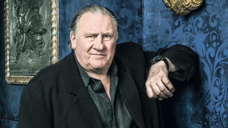 أعلن عن رغبته في ترك بلده.. ممثل فرنسي شهير يختار الجزائر كأفضل وجهة للعيش