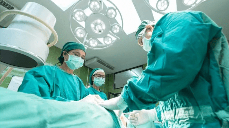 أزواج يطلقون نساءهم لإصابة أبنائهم بأمراض نادرة ووراثية