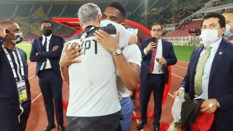 هذا ما قام به إيتو بعد إقصاء الكاميرون أمام مصر