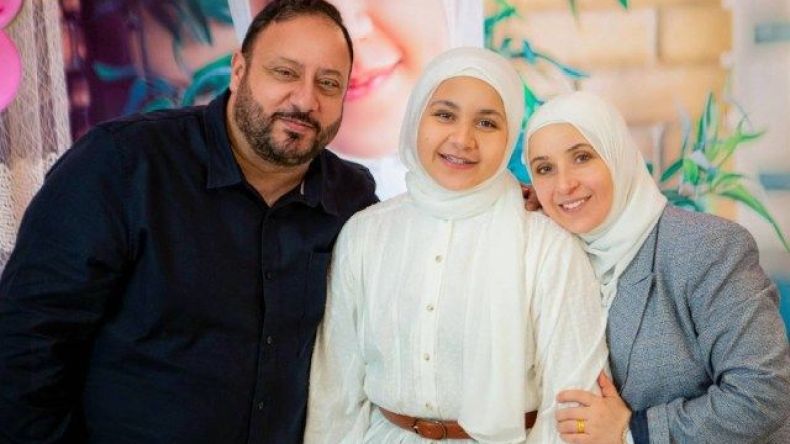 بعد تداول شائعة ارتباطها.. نجمة طيور الجنة جنى مقداد ترتدي الحجاب