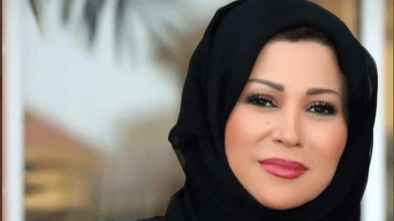 بن قنة تنشر صور طفولتها بمناسبة عيد ميلادها