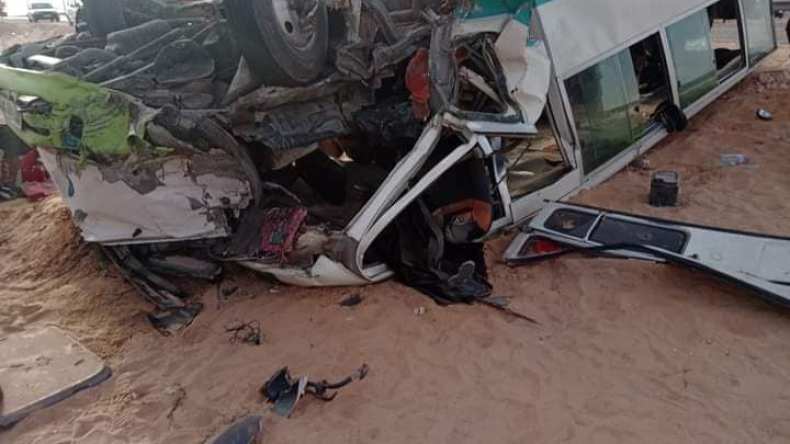 بالصور.. حادث مرور خطير بين ورقلة وحاسي مسعود