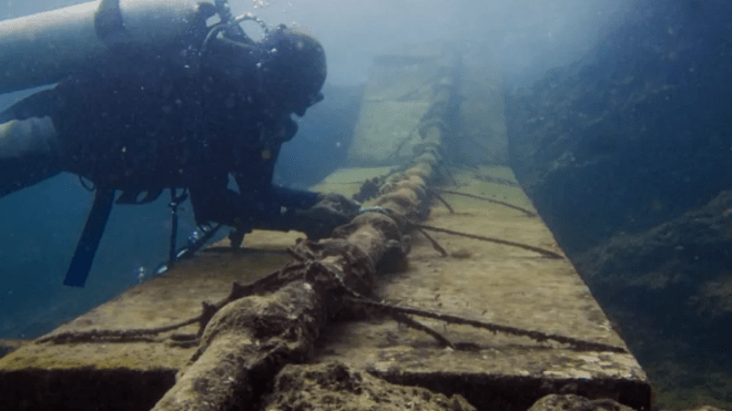 صحيفة فرنسية: هذا ما سيحدث للعالم إن هاجمت روسيا كابلات الانترنت تحت البحار!