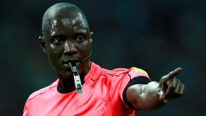 الغامبي غاساما لإدارة موقعة تشاكر بين الجزائر والكاميرون